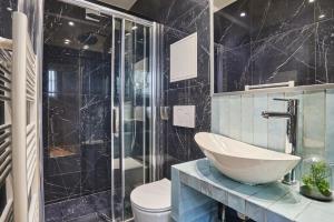 Residence centre de Paris by Studio prestige