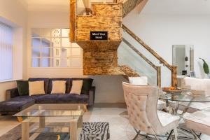 Bradford Luxury Central Apartment with Jacuzzi