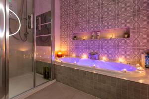 Bradford Luxury Central Apartment with Jacuzzi