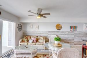 Cozy Lakefront Middle Bass Retreat with Balcony