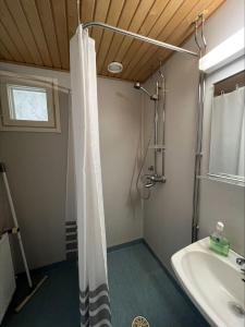 Nuotiotie for 1 person