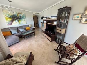 Puerta Las Marinas-Serviden