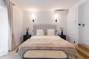 Gatsby Chic & Elegance & Billiards & Fitness & Luxury