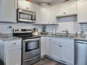 Ocean View Condo in Surf City - Sea Coast Suites 25