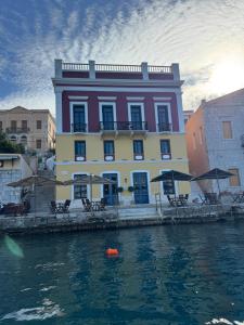 Hotel Aliki - Ubytování bez kategorie ve městě Symi