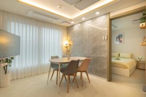 Sweet Dream House #A Quiet Rest That Warmly Embraces You Even on Unfamiliar Nights