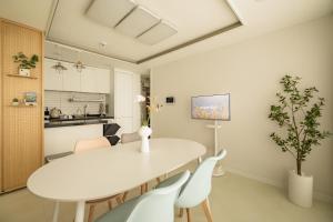 Sweet Dream House #A Quiet Rest That Warmly Embraces You Even on Unfamiliar Nights