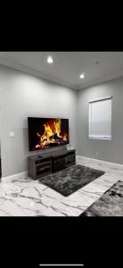 FIVE STAR- Your Home Away From Home