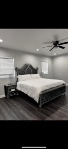 FIVE STAR- Your Home Away From Home