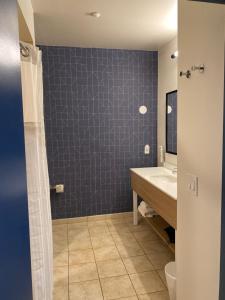 King Room room in Best Western Joshua Tree Hotel & Suites