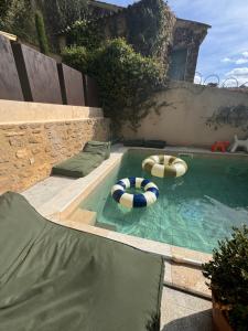 Maisons d'hotes CaBaNa 52 La Suite troglodyte Proche Lourmarin : photos des chambres