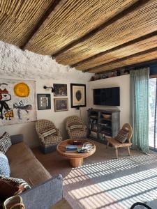CaBaNa 52 La Suite troglodyte Proche Lourmarin