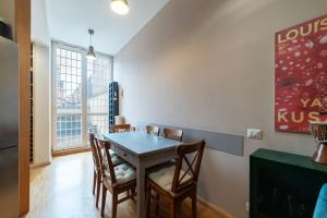 GuestHost - Cozy Ostiense Flat with Terrace!