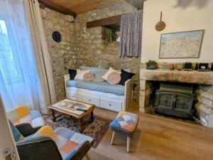 Le Logis de la Cour de Bretagne au Port de Dinan Lanvallay