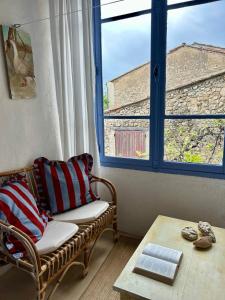 Maisons de vacances Charming 17th-century presbytery : photos des chambres