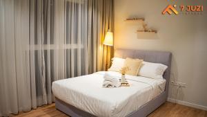 2BED Luxury Cozy Suite 118TOWER view with NetflixHD1080
