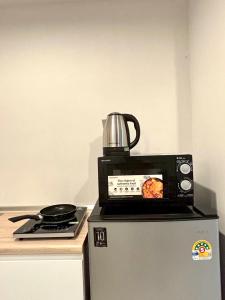 4 mins to MRT Sutthisan