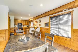 The Lodge at Crider Creek Getaway on 140 Acres!