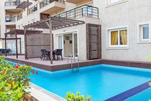 Thalassa Beach Apartment with Swimming Pool - 4hvězdičkové hotely ve městě Perivolia tou Trikomou