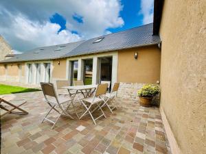 Maisons de vacances La maison de l-Orangerie - Charm & comfort in the very heart of Carentan : photos des chambres