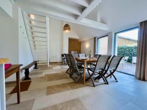 La maison de lOrangerie - Charm & comfort in the very heart of Carentan