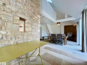 Maisons de vacances La maison de l-Orangerie - Charm & comfort in the very heart of Carentan : photos des chambres