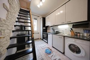 Urban Loft - Metro Access