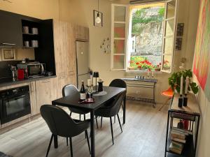 Apartment Pont Romain
