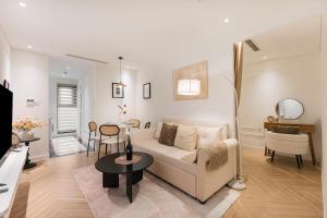 Tplace Apartel w Lift near HoanKiem Lake