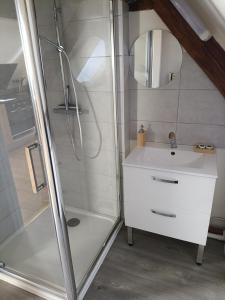 Appartements hebergement centre ville Chateauneuf-en-thymerais : photos des chambres