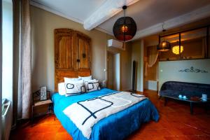 B&B / Chambres d'hotes Prieure Saint-Louis Maison d'Hotes : photos des chambres
