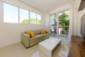 Apê decorado em Jurerê, perto da praia VJ8376