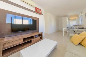 Apê decorado em Jurerê, perto da praia VJ8376