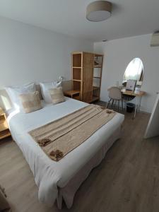 Hotels Logis Hotel De La Clape : photos des chambres