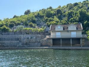 Lake Skadar Paradise