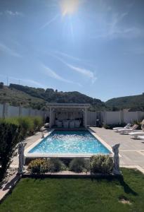 Casa din raiul Ardelean