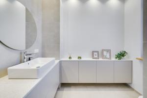 White Sea - Neptun Park by OneApartments