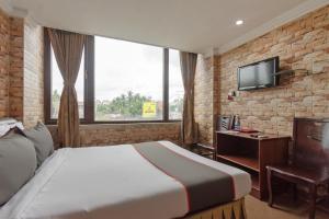 Collection O Raj Darbar Near City Centre