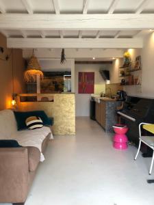Luberon Provence Swimming pool Terrace View for 2