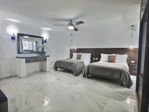 Newly renovated & furnished apartment