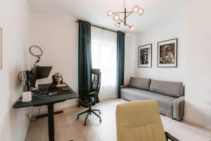 Modern home for families -Nature,Comfort and Space