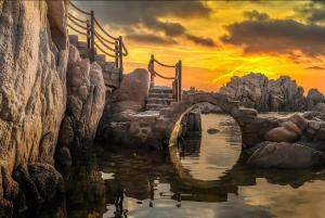 Relax Vista Mare in Villetta Moderna con Ampio Giardino in Costa Paradiso