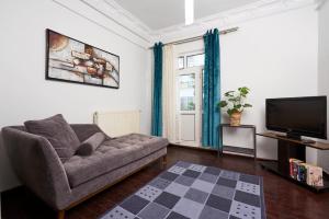 Cozy Apartment Next to Taksim Square