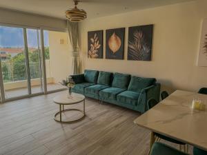 Azure Caribbean Green Spirit