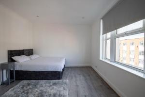 Brick Lane Modern 2 Bedroom Apartment, Up To 6