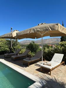 Escape pool villa in Anavissos