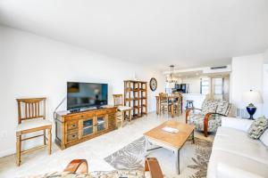 Sunset View and On Beach Marco Island Condo