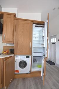 Beautiful Lodge in Newmarket with parking