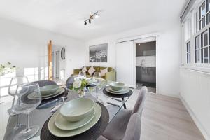 Central London Four-Bedroom Luxury Living - Westminster & Vauxhall