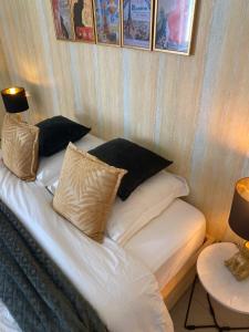 Maisons de vacances Domaine la Cabane luxe vakantiehuizen met zwembad : photos des chambres
